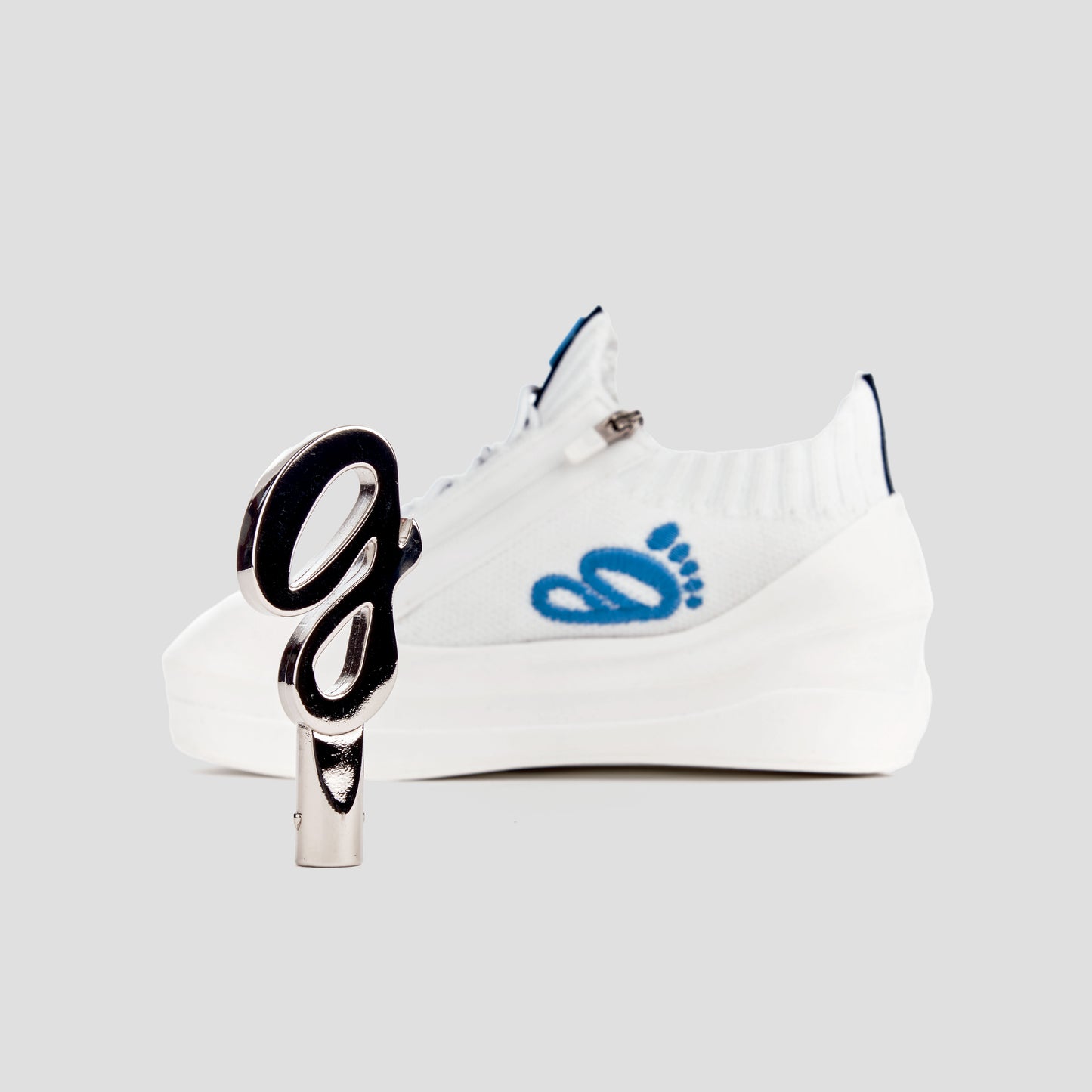 DB1 Original Trainer - White & Bright Blue
