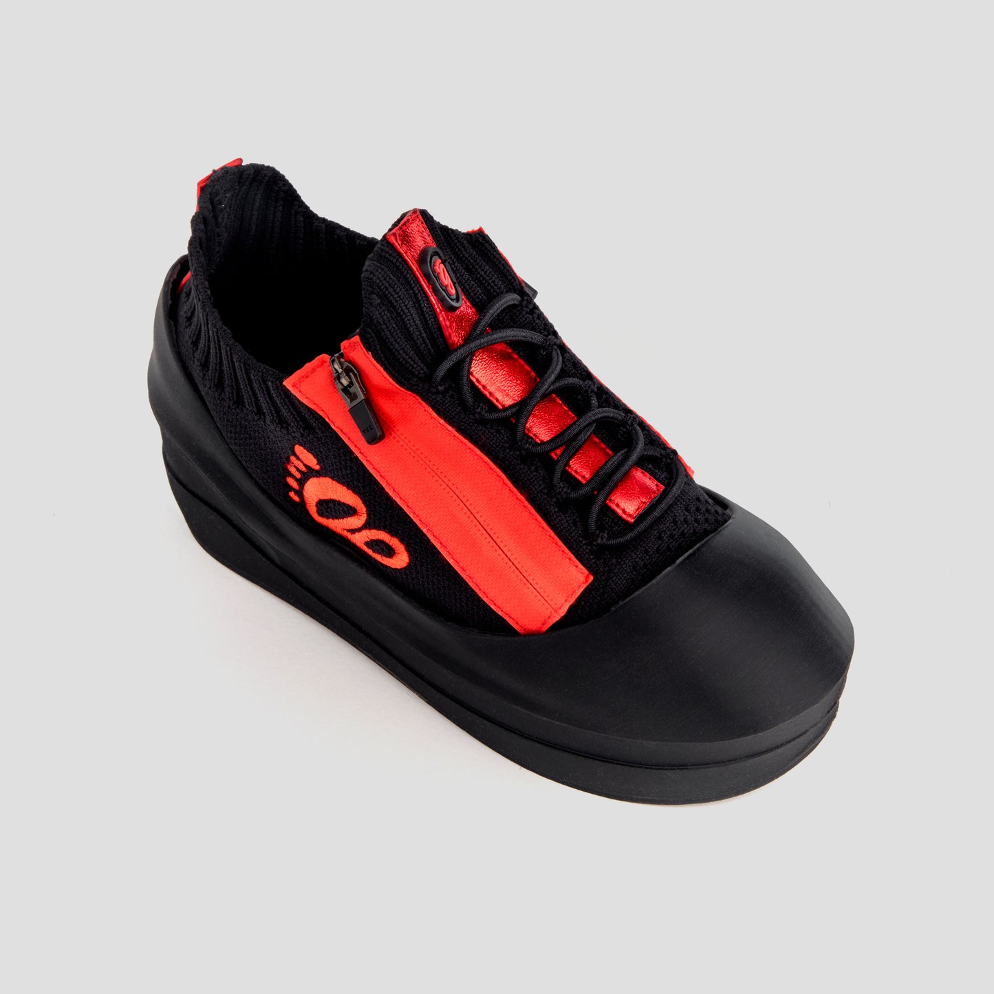 DB1 Original Trainer - Black & Red
