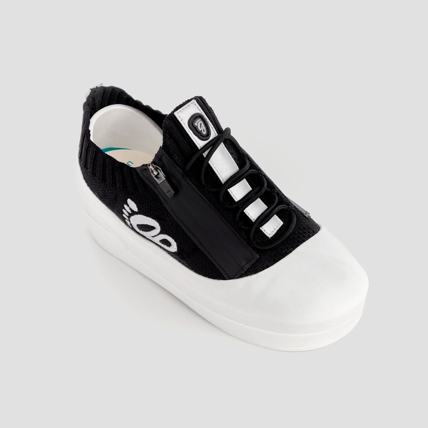 DB1 Original Trainer - Black Silver Reflective