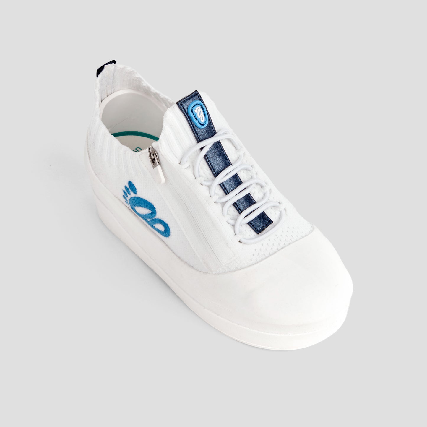 DB1 Original Trainer - White & Bright Blue
